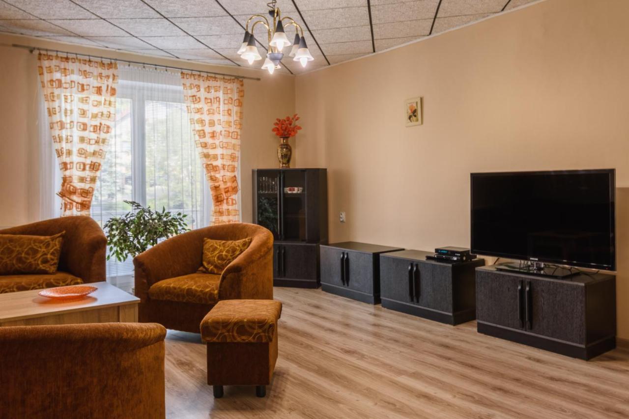 Apartmán Elegant 2 Bešeňová Kültér fotó